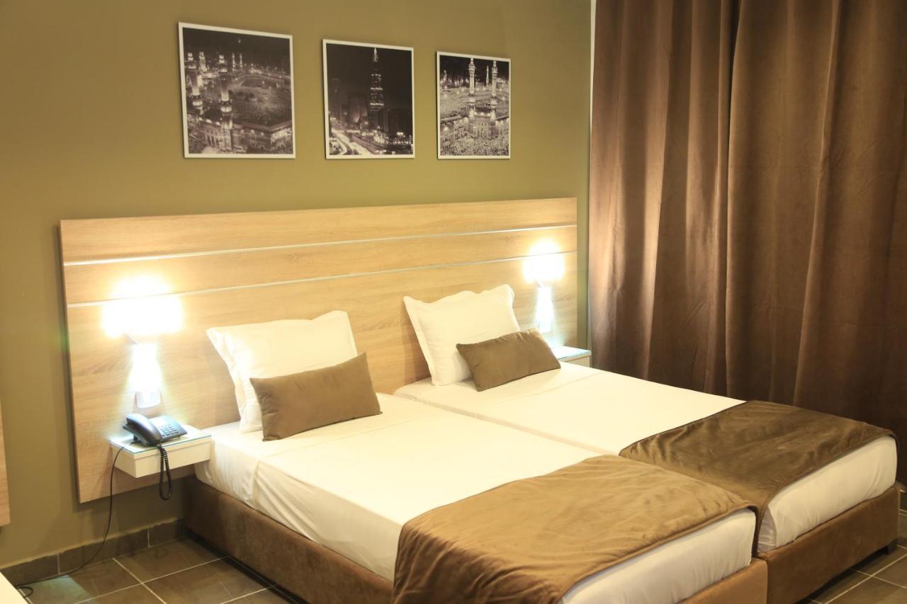 Hotel Mondial 2*