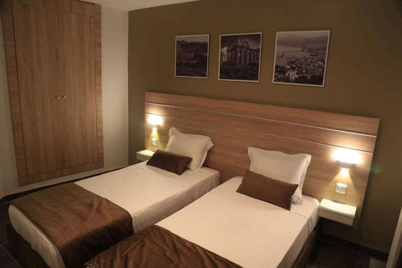 Hotel Mondial 2*